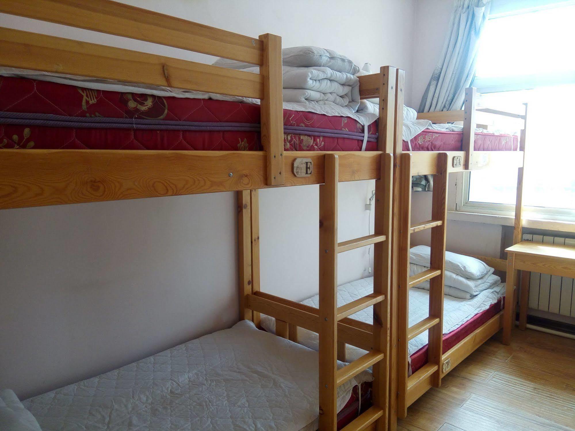 Right Here Hotel Dunhuang Bagian luar foto